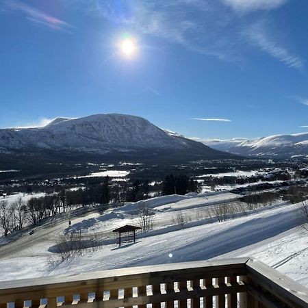 Privat Apartment With Beautiful View And Two Bedrooms 옵달 외부 사진