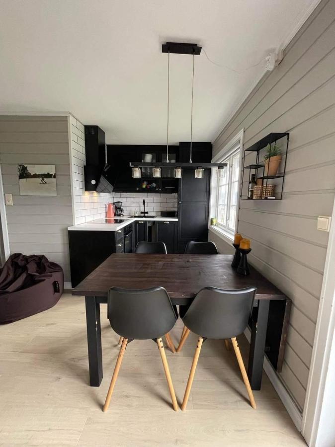 Privat Apartment With Beautiful View And Two Bedrooms 옵달 외부 사진